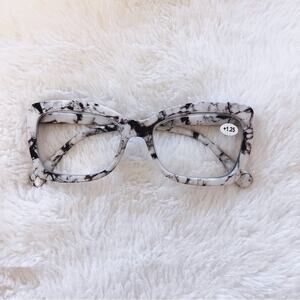 Leila White Marble Cateye Oversized Reader Glasses